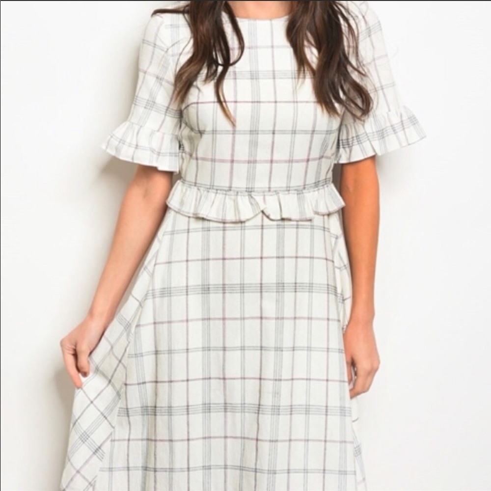 PLAID WHITE RUFFLE POLAGRAM DRESS - Picture 1 of 9
